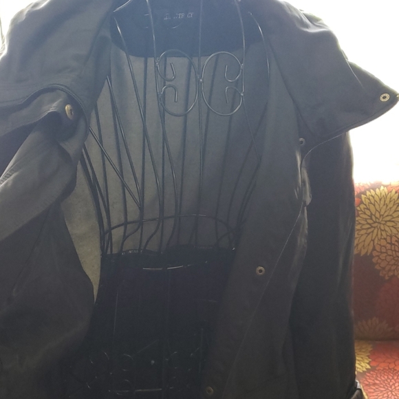 Jacket - Picture 3 of 3